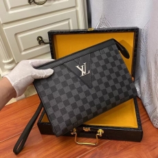 Mens Louis Vuitton Clutch Bags